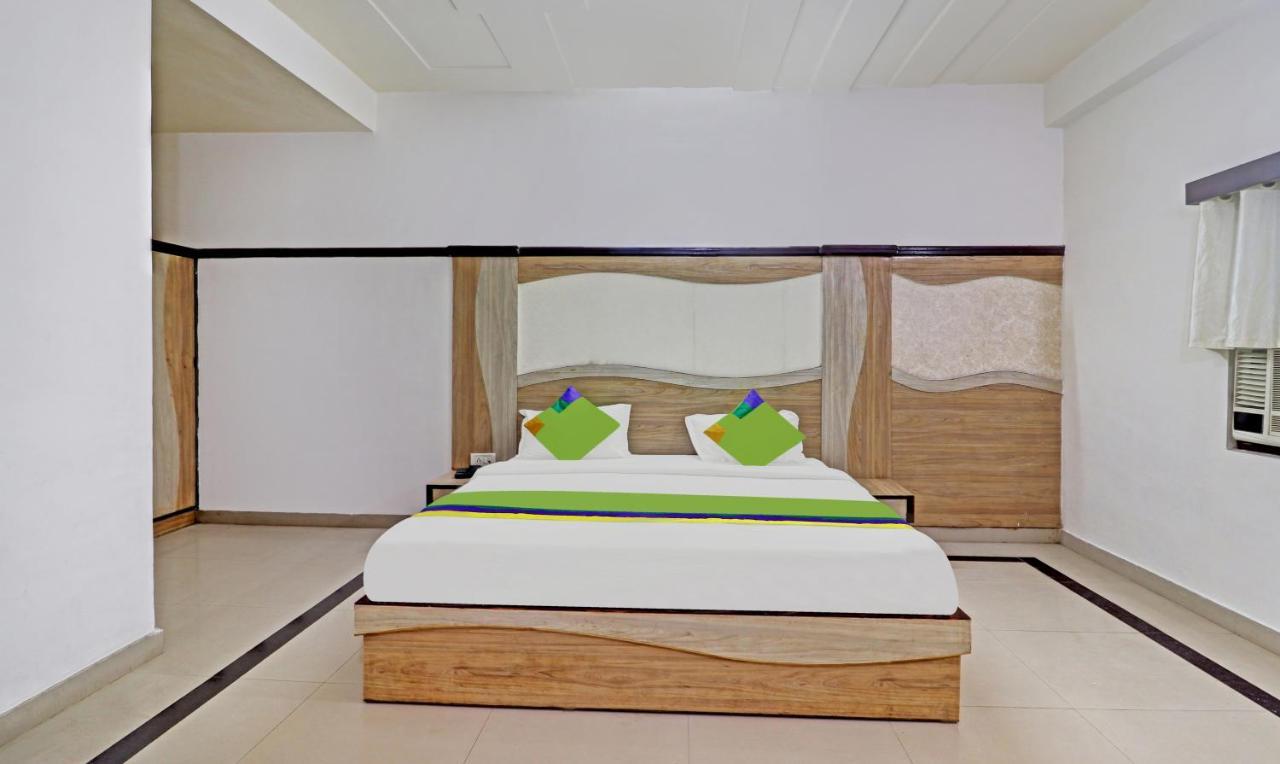 آغْرا Hotel G B Palace المظهر الخارجي الصورة