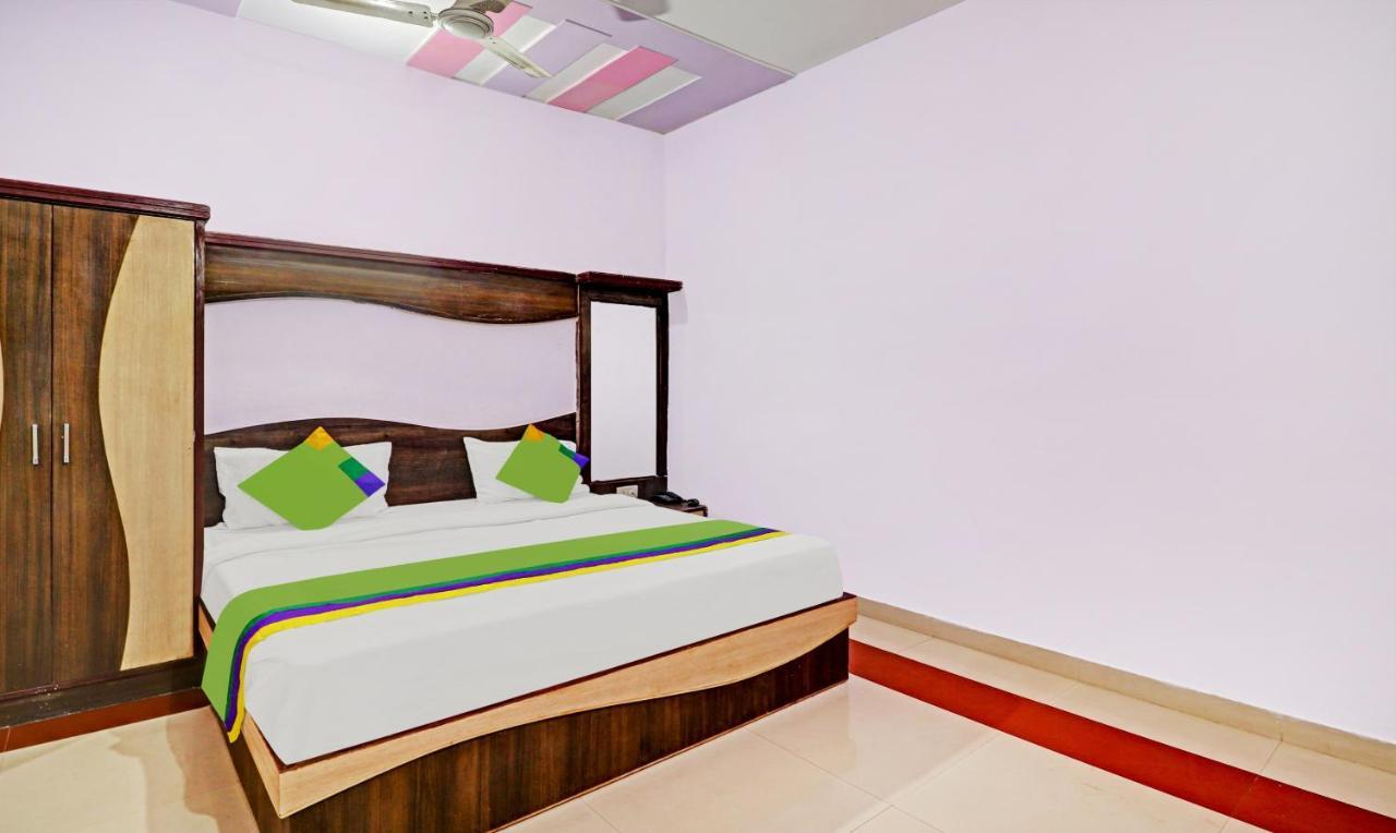 آغْرا Hotel G B Palace المظهر الخارجي الصورة