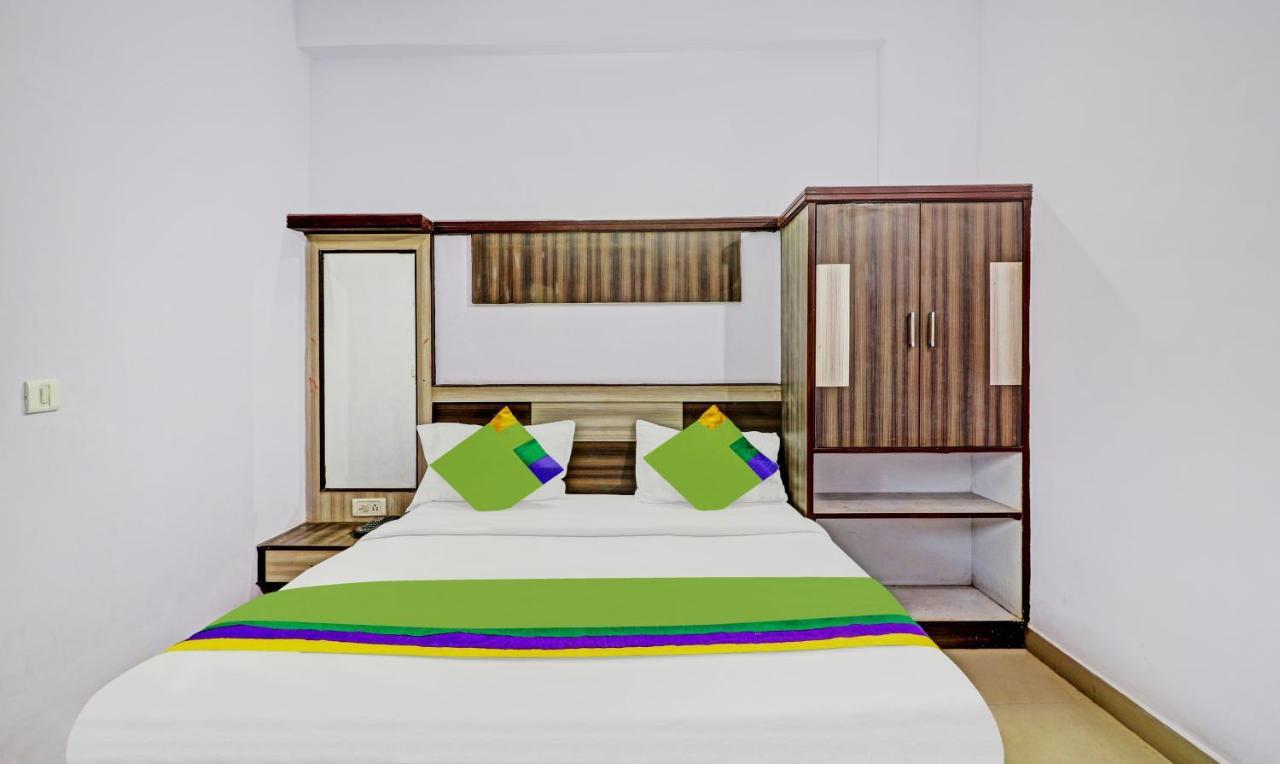 آغْرا Hotel G B Palace المظهر الخارجي الصورة
