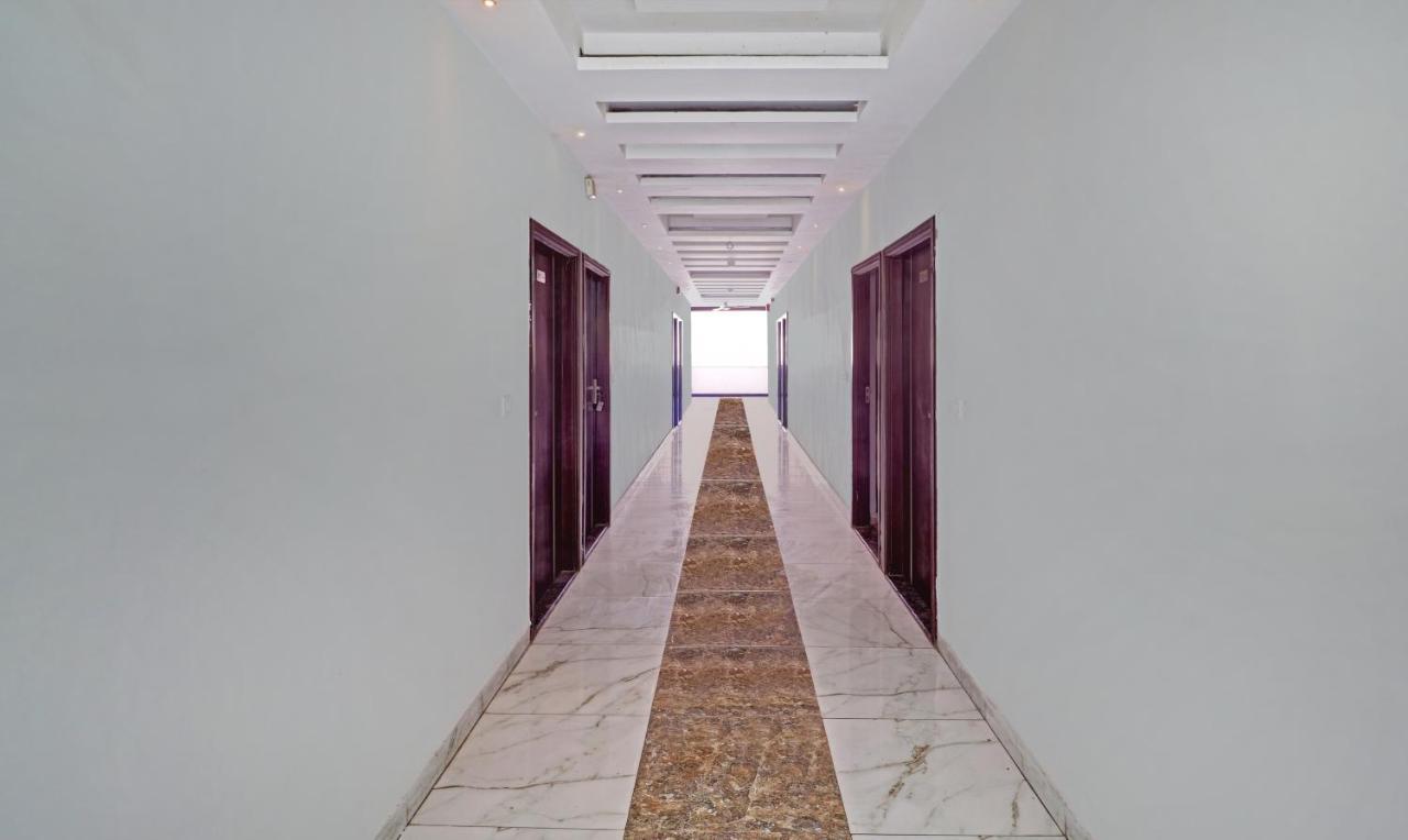 آغْرا Hotel G B Palace المظهر الخارجي الصورة