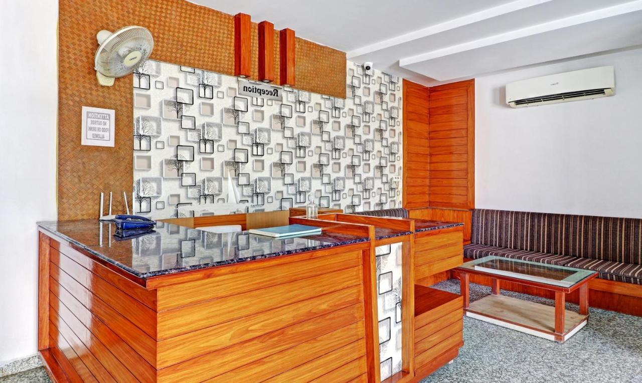 آغْرا Hotel G B Palace المظهر الخارجي الصورة