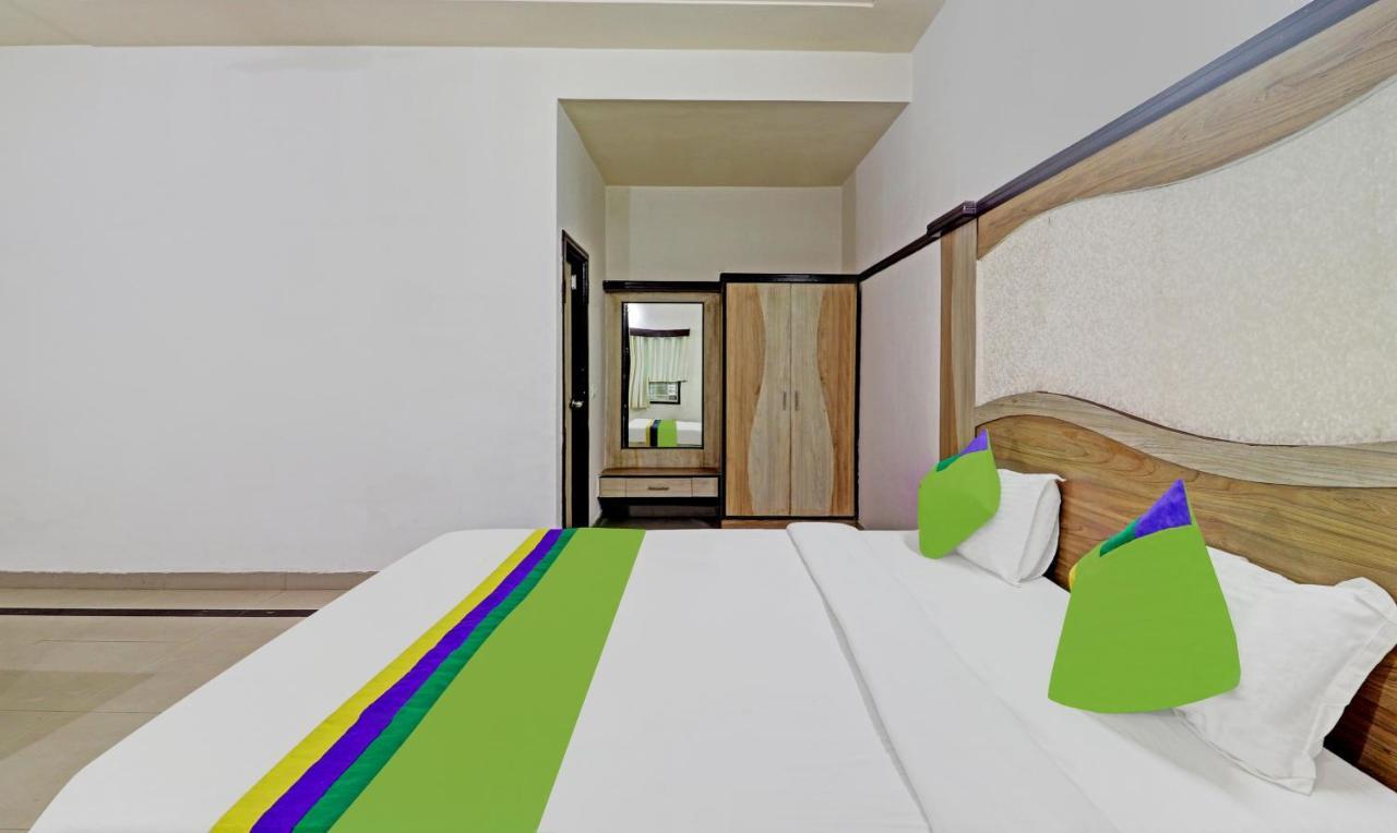 آغْرا Hotel G B Palace المظهر الخارجي الصورة
